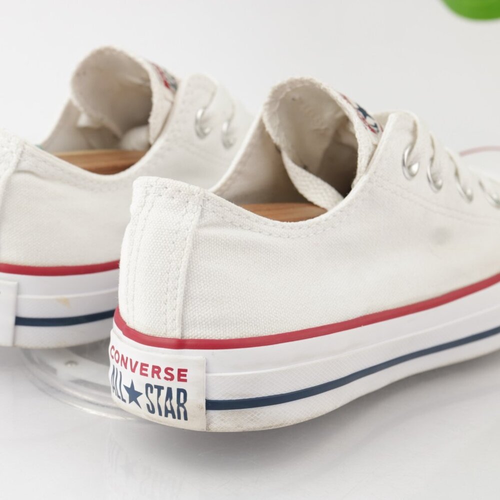 Converse Chuck Taylor Womens Sneakers Size 6 White Canvas Lace Up Shoes Low Top - Picture 3 of 15